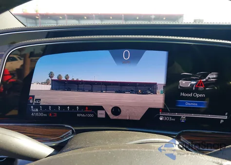 2021 Cadillac Escalade 4Wd Premium Luxury z USA, uszkodzony, nr VIN 1GYS4CKLXMR171050